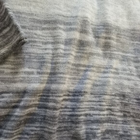 Banana Republic Knit Top - Picture 2 of 4